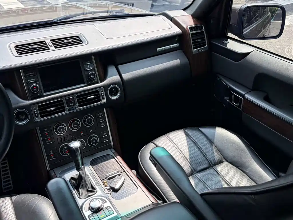 Land Rover Range Rover 2013 — фото 9