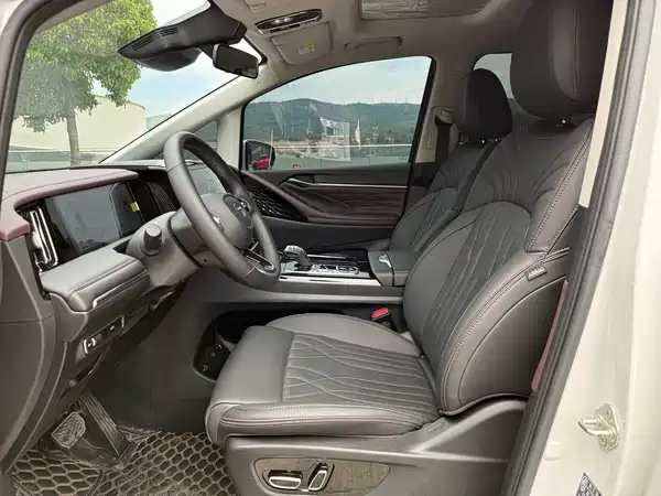GAC Trumpchi M8 2024