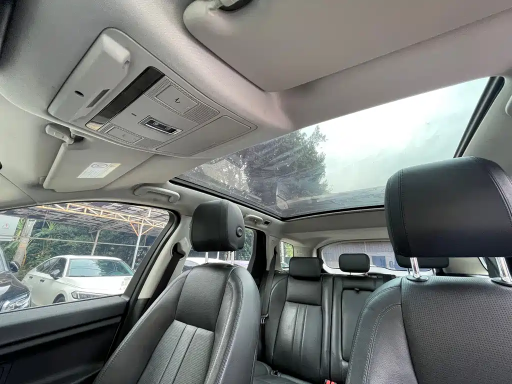 Land Rover Discovery Sport 2019 — фото 17