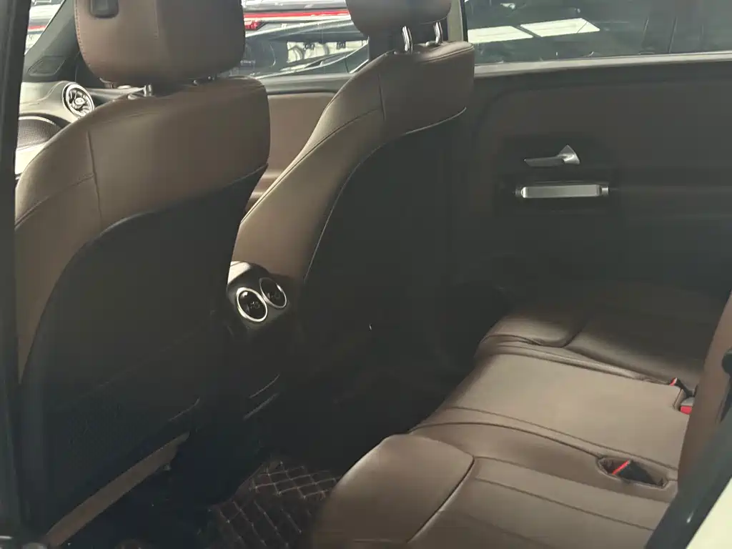 Mercedes-Benz GLB 2022