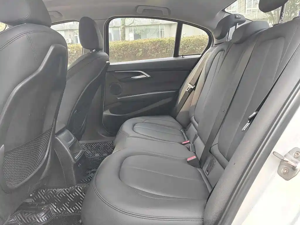 BMW 1 Series 2019