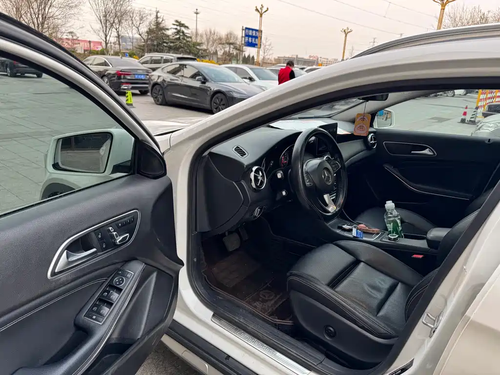 Mercedes-Benz GLA 2018 — фото 10