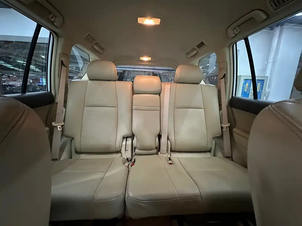 Toyota Prado 2017 — фото 15