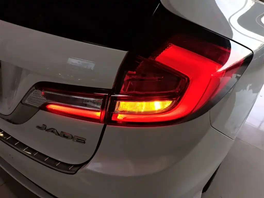 Honda Jade 2019 — фото 8