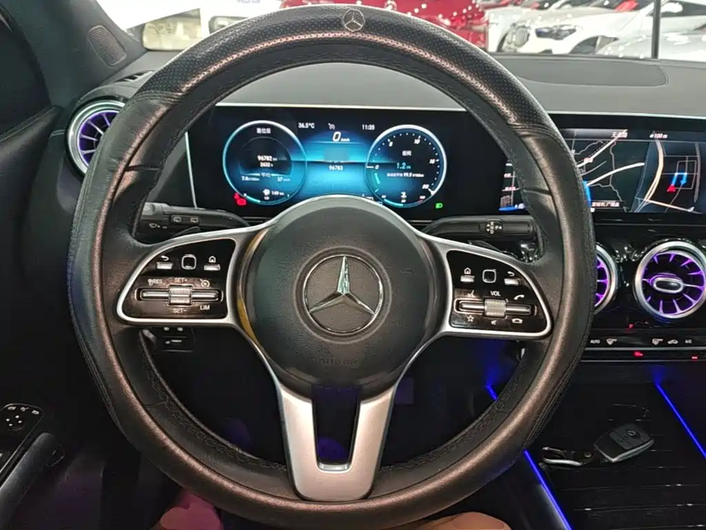 Mercedes-Benz GLA 2020 — фото 11