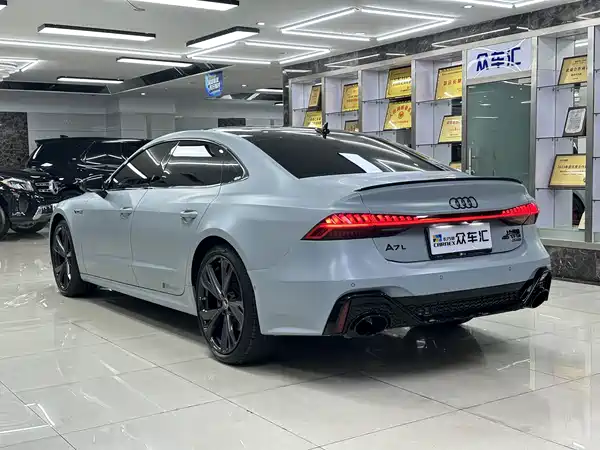 Audi A7L 2024