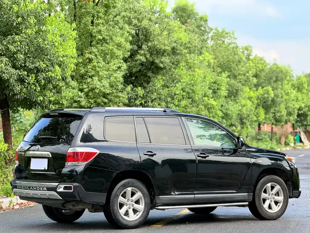 Toyota Highlander 2015 — фото 4
