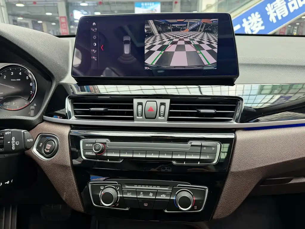 BMW X1 2022 — фото 14
