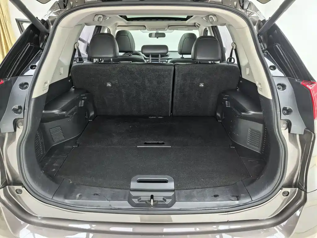 Nissan X-Trail 2018 — фото 17