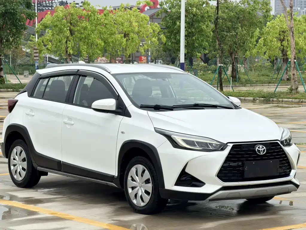 Toyota Yaris L 2020