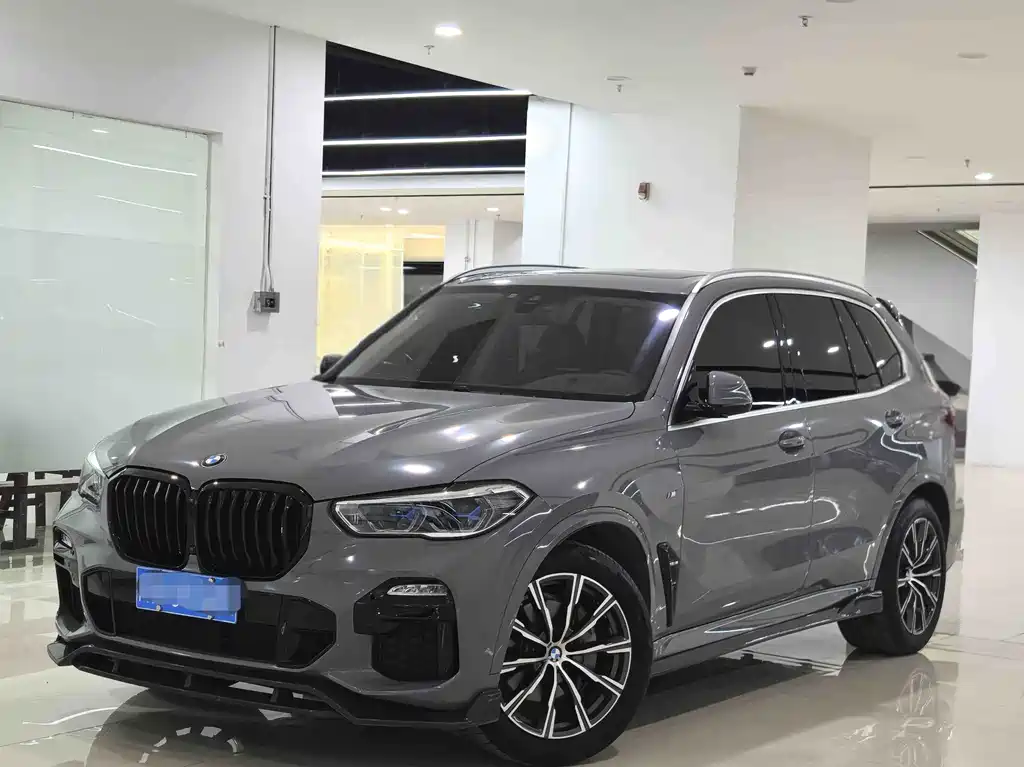 BMW X5 2021 — фото 1