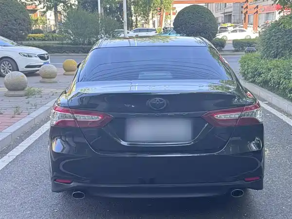 Toyota Camry 2019
