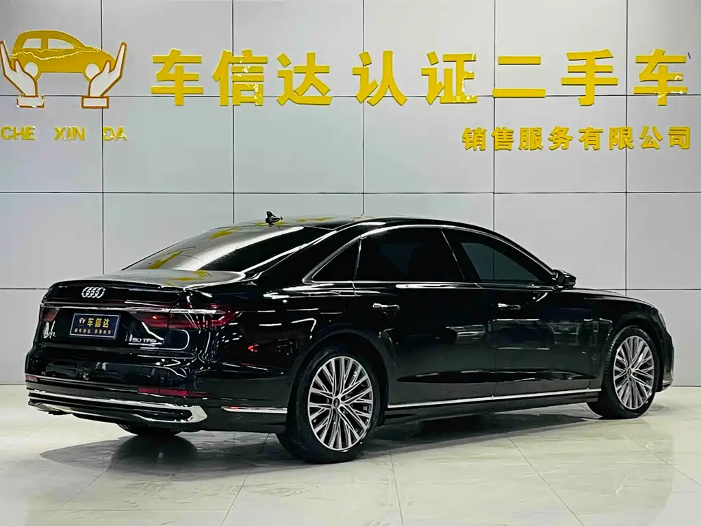 Audi A8 2024 — фото 3