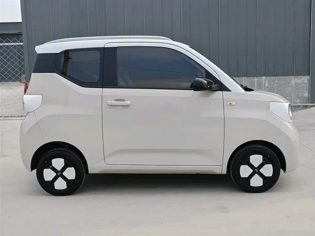 Wuling MINIEV 2024
