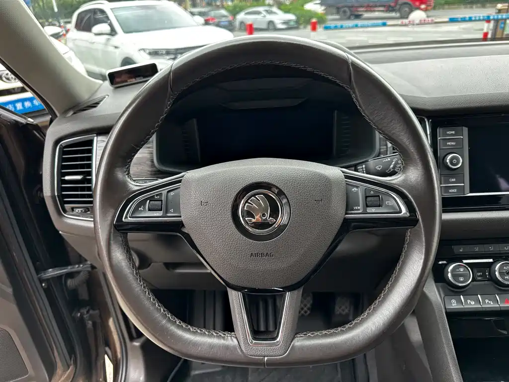 Skoda Kodiaq 2019 — фото 16