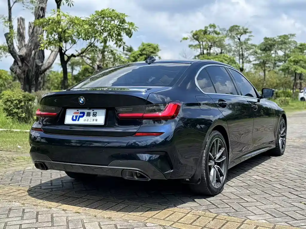 BMW 3 Series 2021