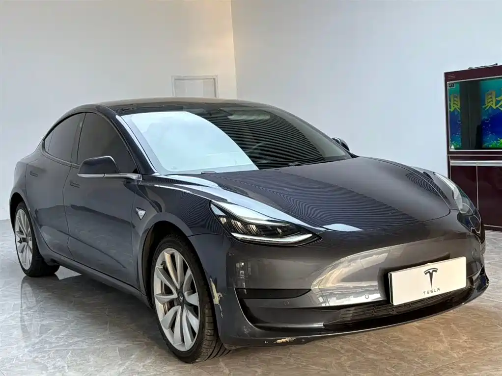Tesla Model 3 2020 — фото 3