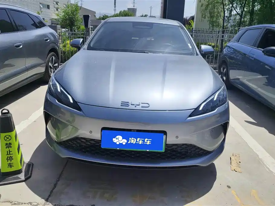 BYD Seal 05 DM-i 2025 — фото 2