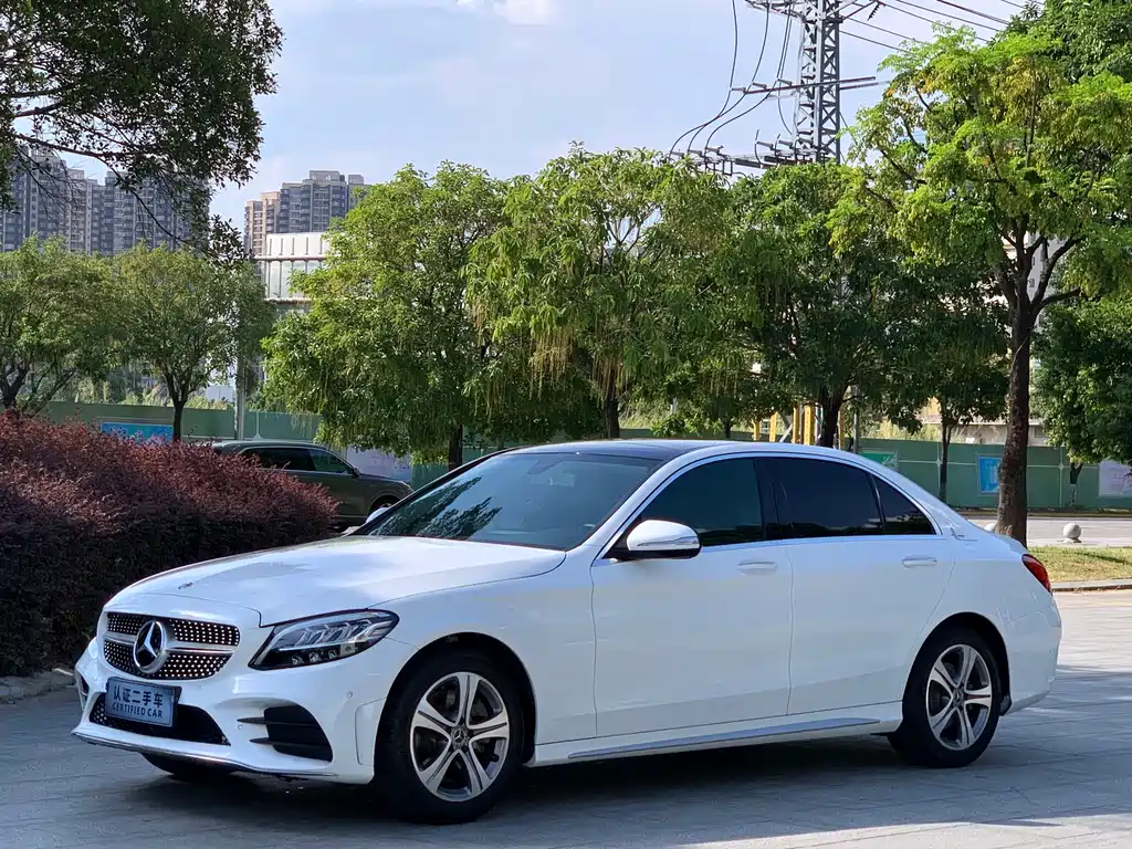 Mercedes-Benz C-Class 2020