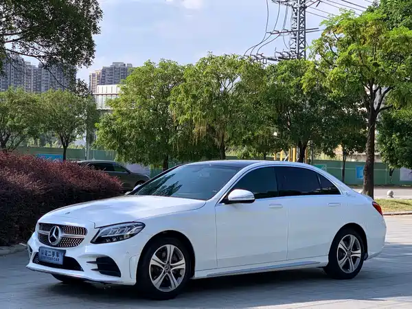Mercedes-Benz C-Class 2020
