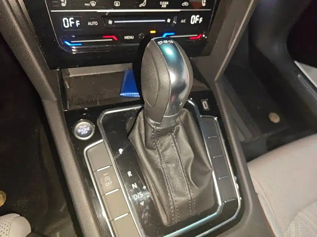 Volkswagen Magotan 2024