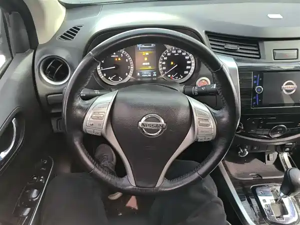 Nissan Terra 2018