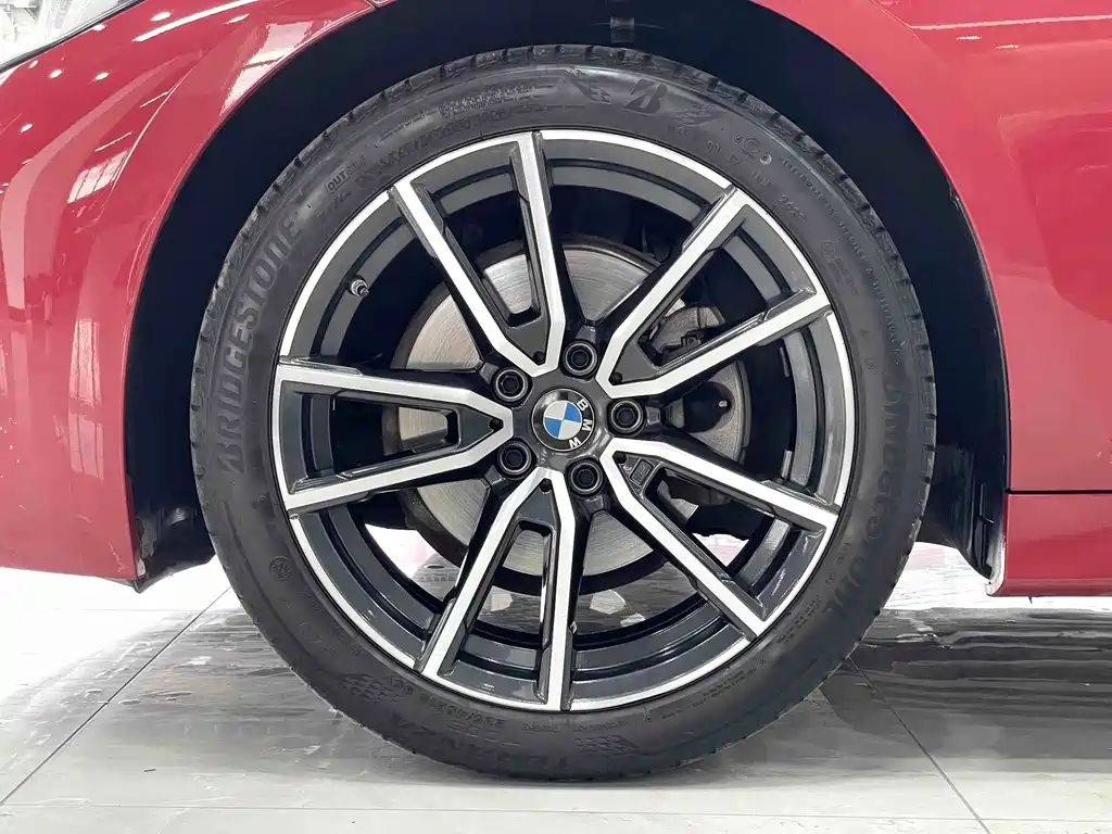 BMW 3 Series 2023 — фото 13