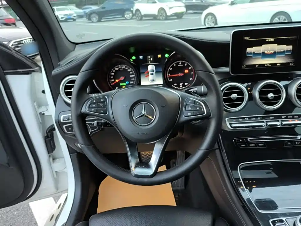 Mercedes-Benz GLC Coupe 2019 — фото 11