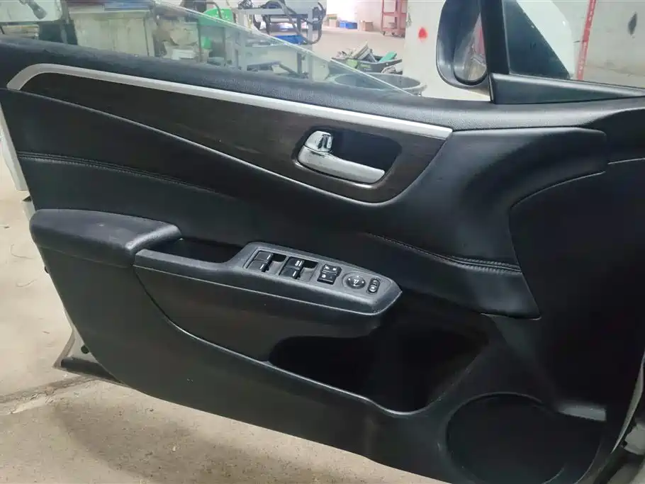 Honda Jade 2014