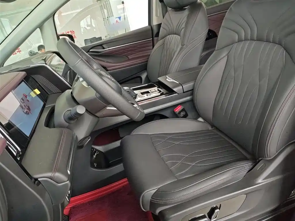 GAC Motor Trumpchi M8 2024 — фото 15