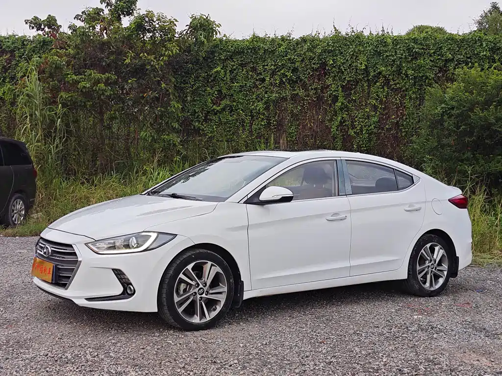 Hyundai Celesta 2017 — фото 2