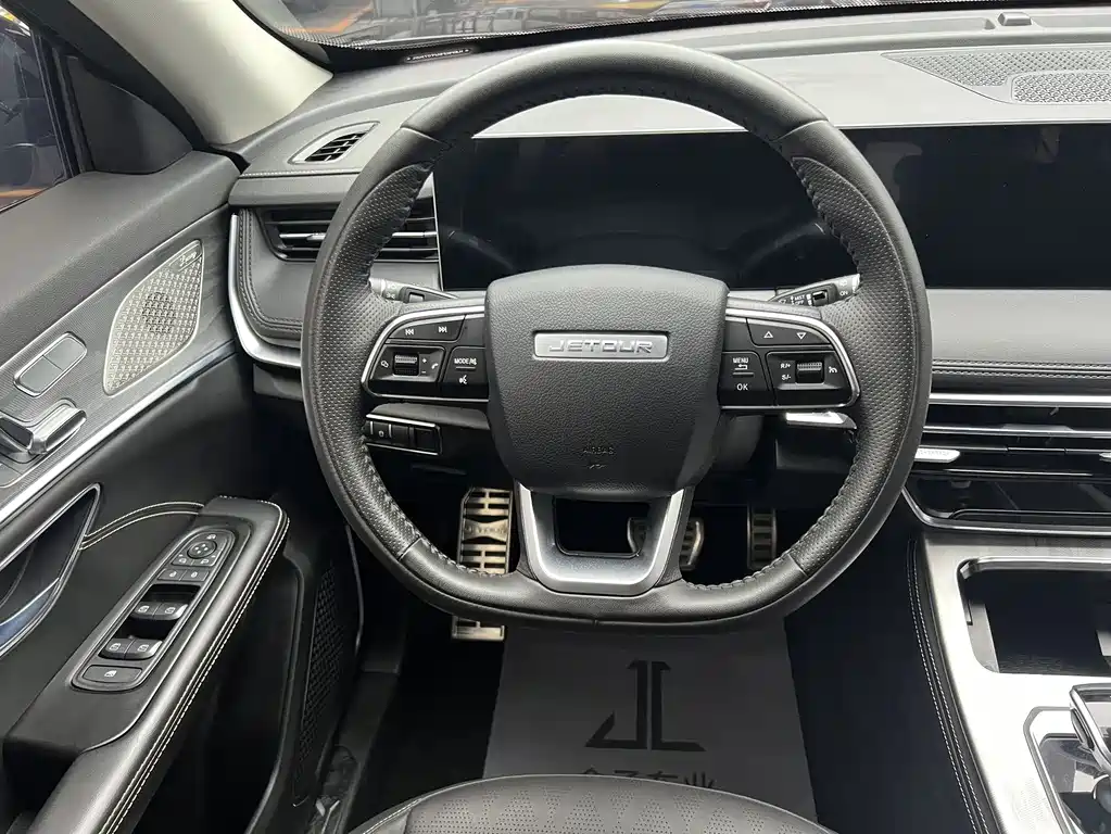Jetour X70 PLUS 2023 — фото 12