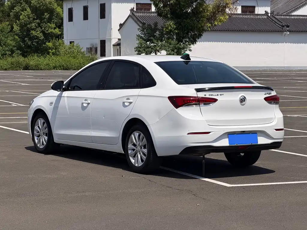 Buick Excelle 2022
