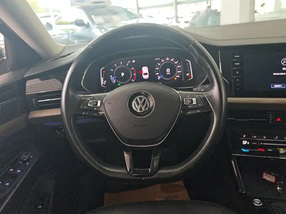 Volkswagen Passat 2020 — фото 13