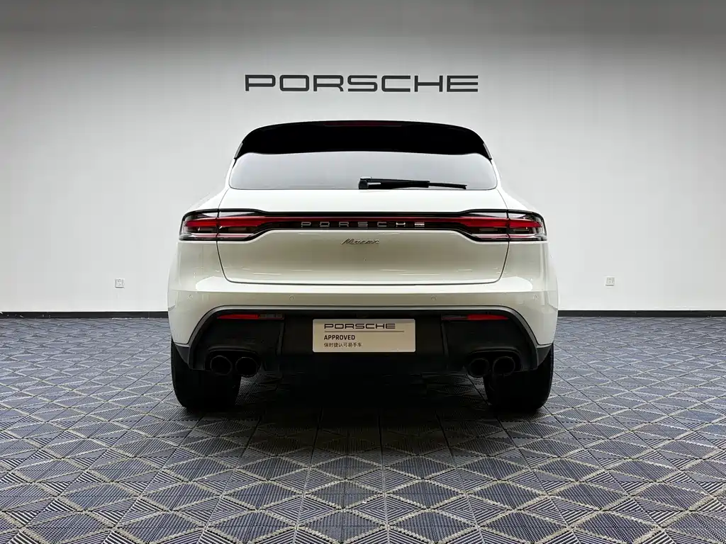 Porsche Macan 2024