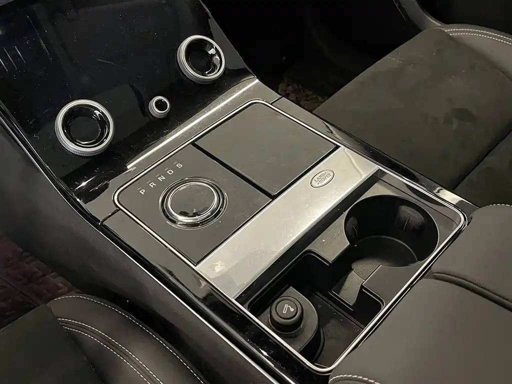 Land Rover Velar 2019 — фото 19