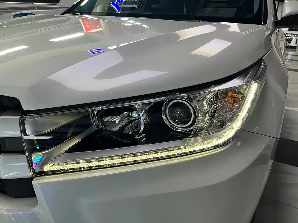 Toyota Highlander 2020 — фото 12