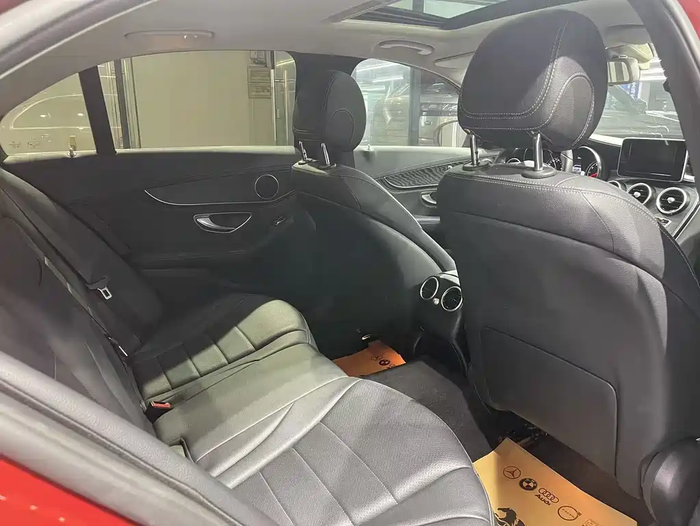 Mercedes-Benz C-Class 2018 — фото 13