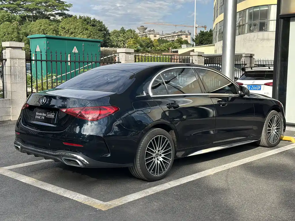 Mercedes-Benz C-Class 2023 — фото 14