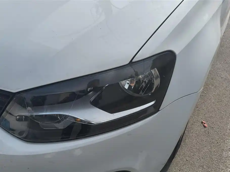 Volkswagen Polo 2016