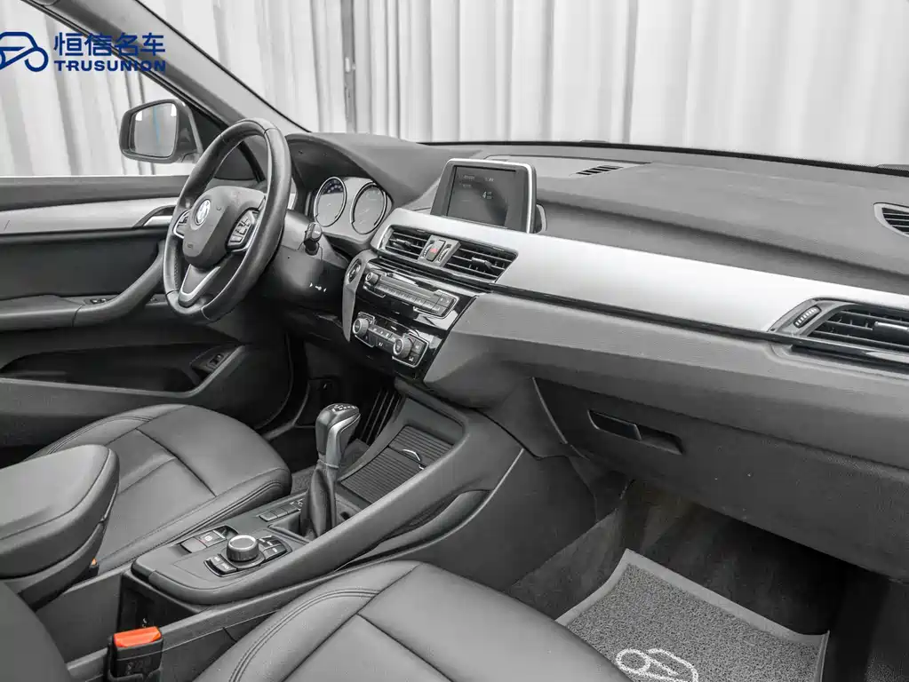 BMW X1 2019 — фото 13