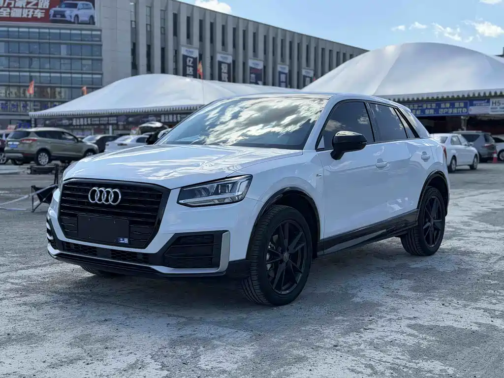 Audi Q2L 2021 — фото 2