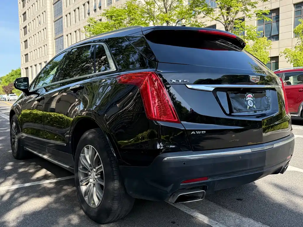 Cadillac XT5 2018 — фото 13