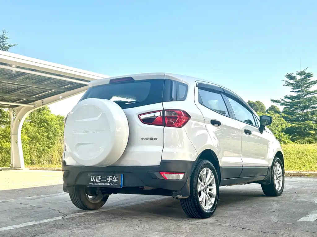 Ford Ecosport 2016 — фото 6
