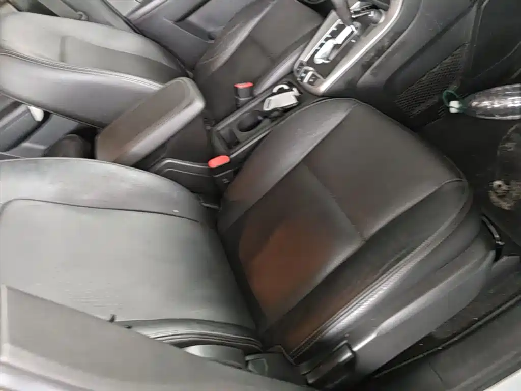 Chevrolet Captiva 2017 — фото 25