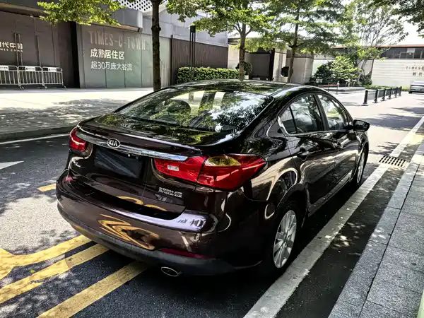 Kia K3 2012