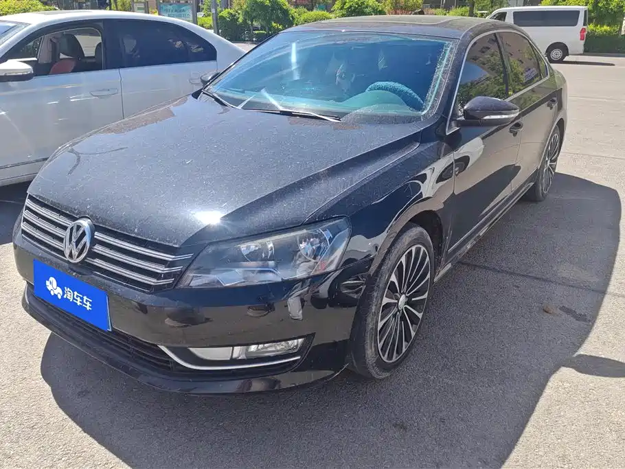 Volkswagen Passat 2015 — фото 1