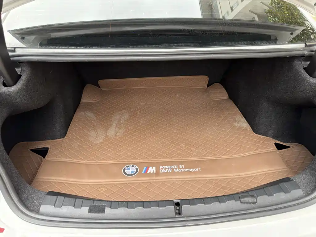 BMW 3 Series 2021 — фото 9