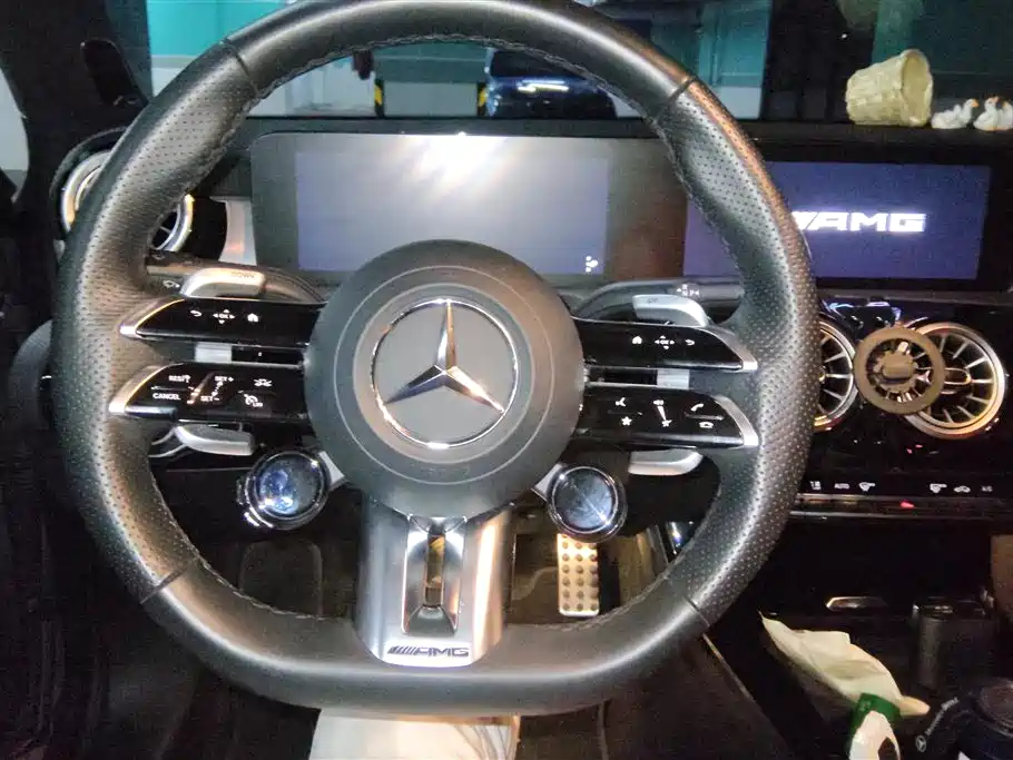Mercedes-Benz A-Class AMG 2024 — фото 15