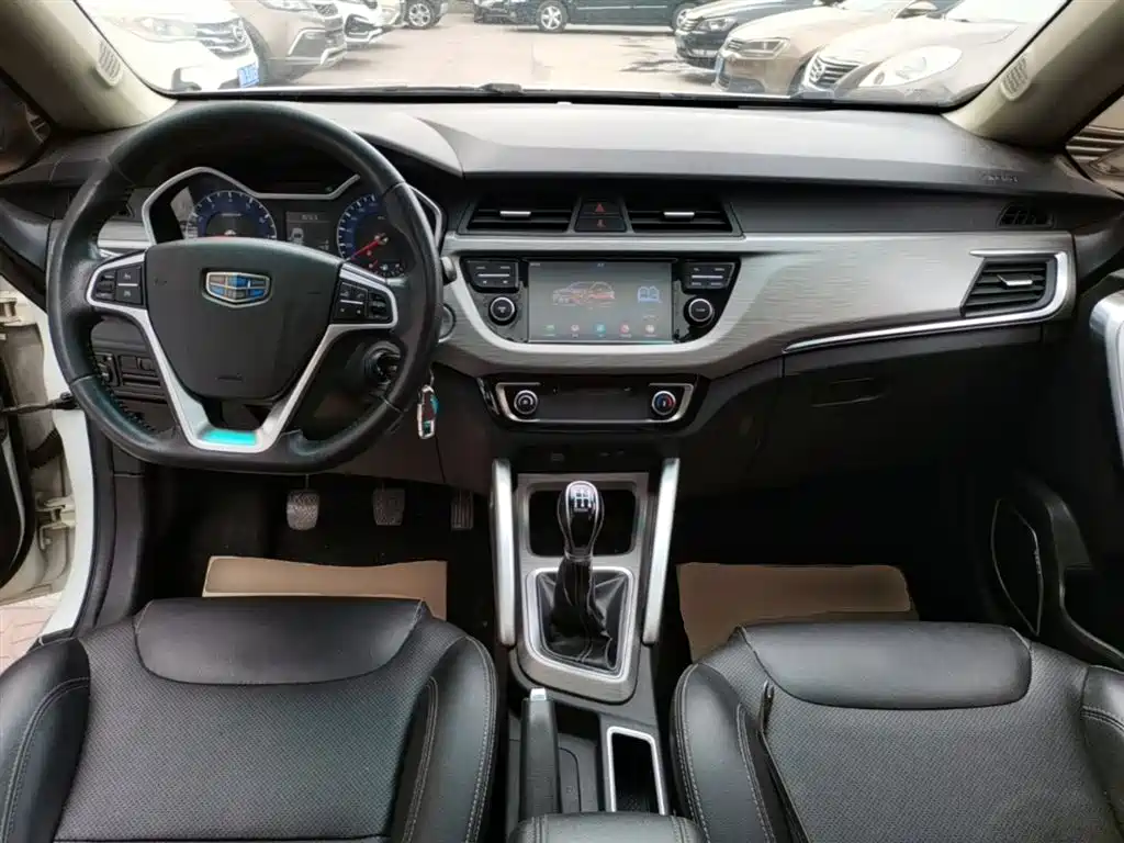 Geely Vision X3 2018 — фото 10
